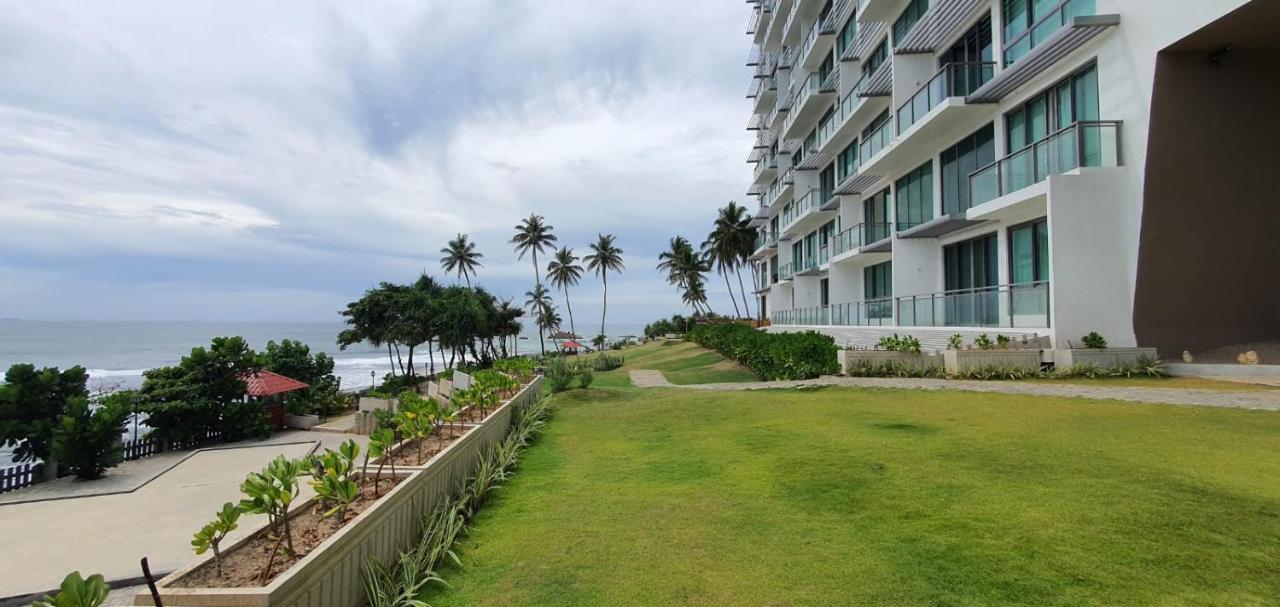 Hasara Oceanfront Apartments ガル エクステリア 写真