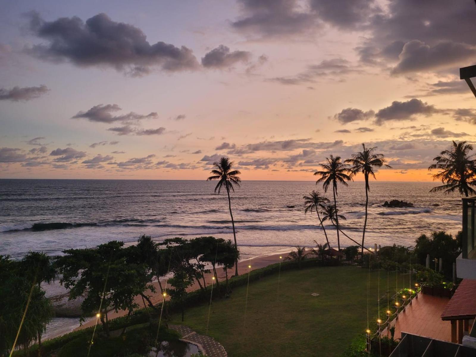 Hasara Oceanfront Apartments ガル エクステリア 写真