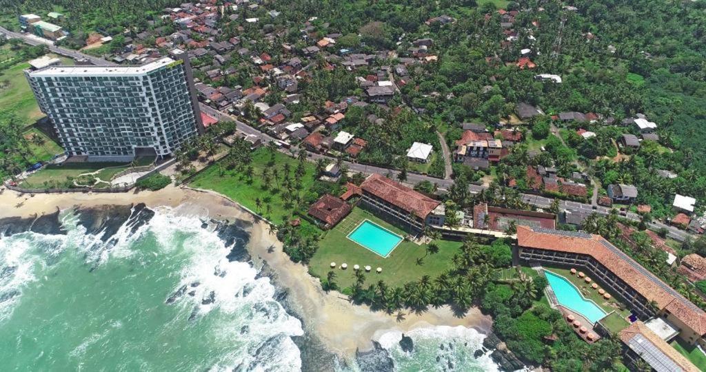 Hasara Oceanfront Apartments ガル エクステリア 写真